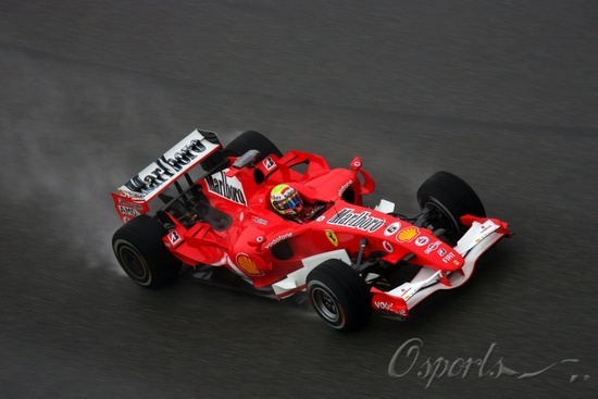 威廉姆斯翻盘哈斯车队,阿隆索高光表现 威廉姆斯翻盘哈斯车队,阿隆索高光表现