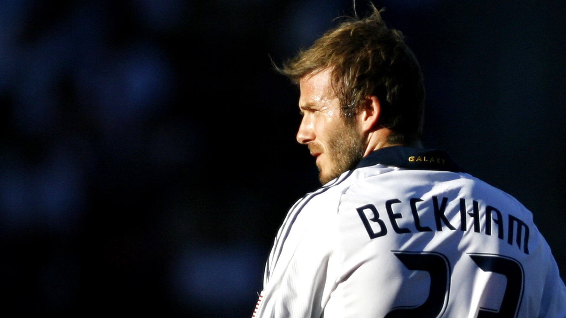 太空城的引擎点火，火箭单节狂飙撕裂猛龙防线