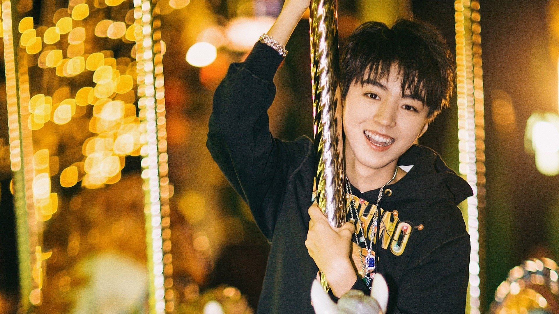 跨界风暴，当勇士在迈阿密赛道超车，车手恩比德接管年度争冠